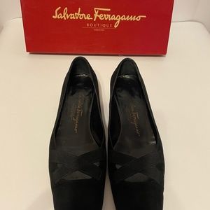 Black Ferragamo ballet style shoes